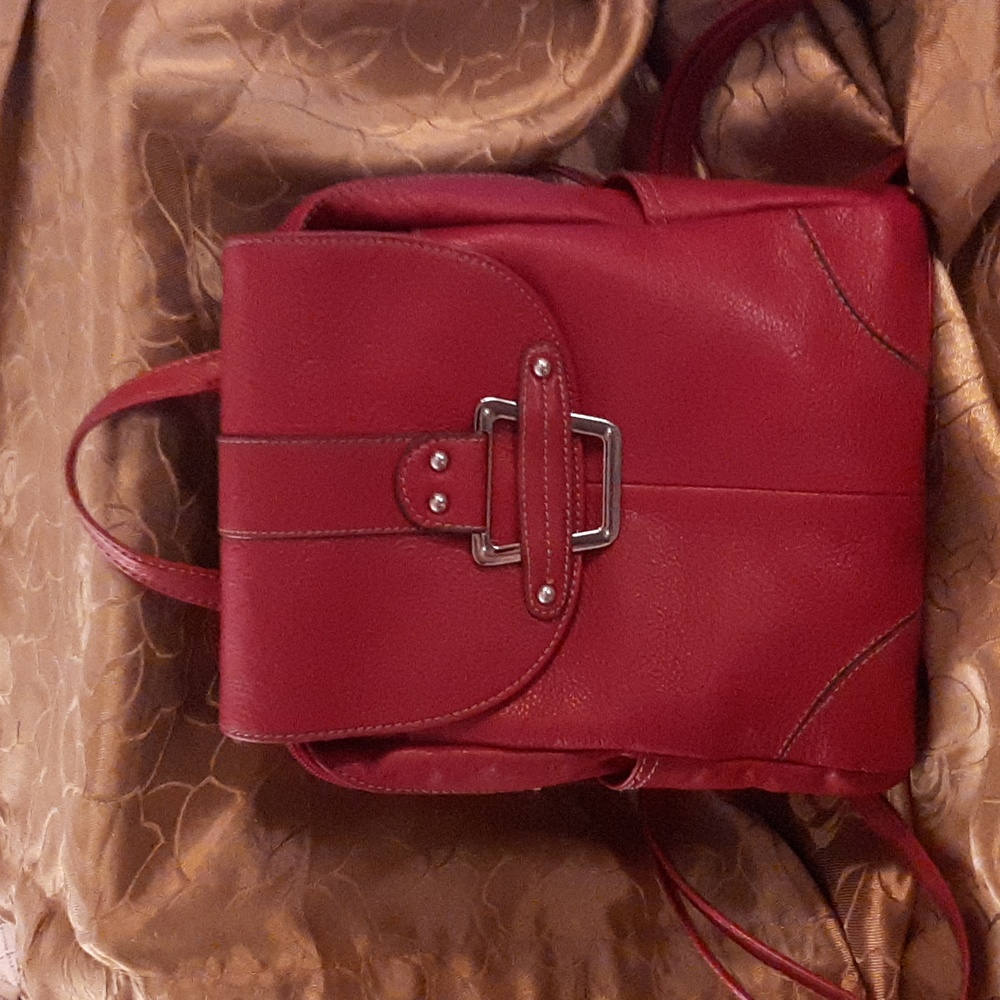 Pelle Studio- Elegant Red Leather Backpack